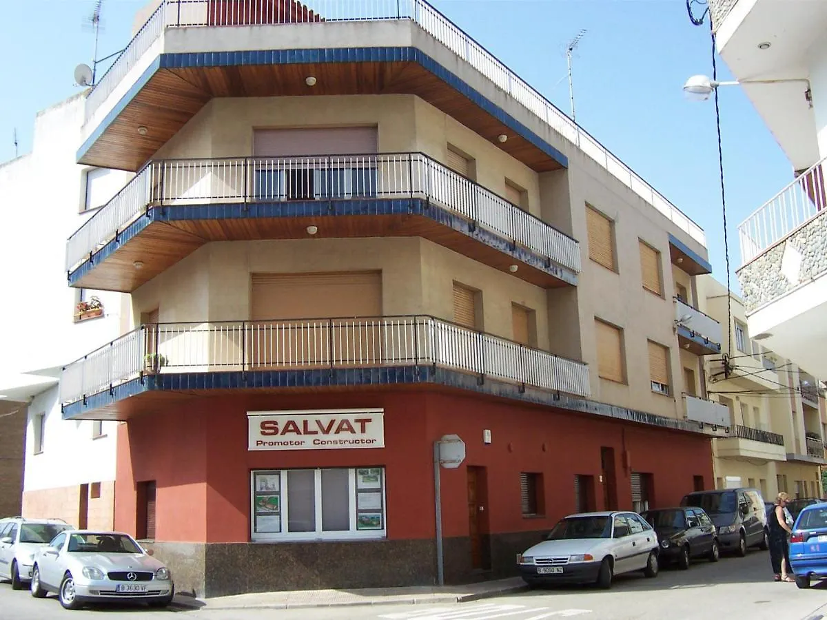 Atico Con Gran Terraza, A 100M De La Playa Del Port De Llanca, Con Wifi, Tv Y Cocina Renovada - Es-228-31 Apartment